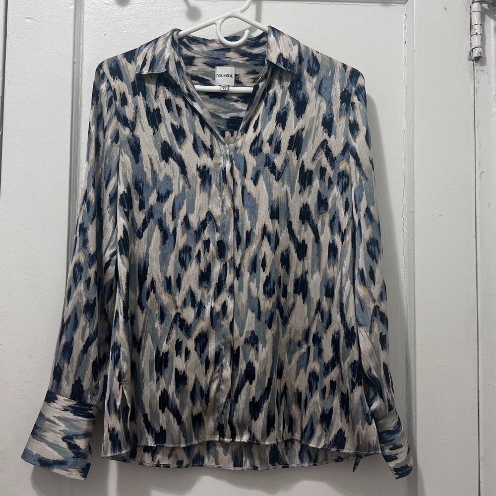 NIC + ZOE Misty Ikat Shirt In Grey Multi
